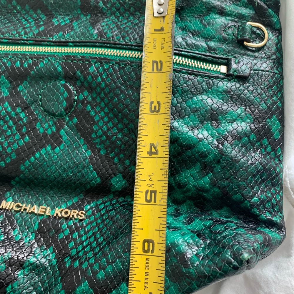 Michael Kors Emerald Snakeskin Clutch - Picture 13 of 14